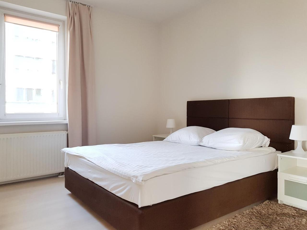 Chopin - Eco 3* Warschau
